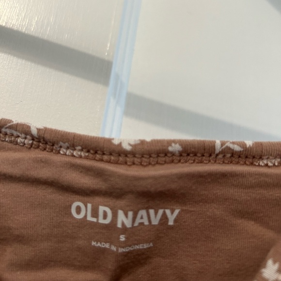 NWT floral cropped tank - Picture 5 of 5